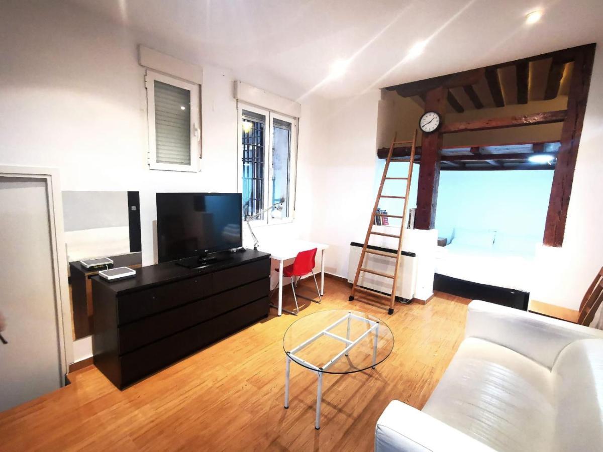 マドリードApartamento Malasana IIアパートメント エクステリア 写真